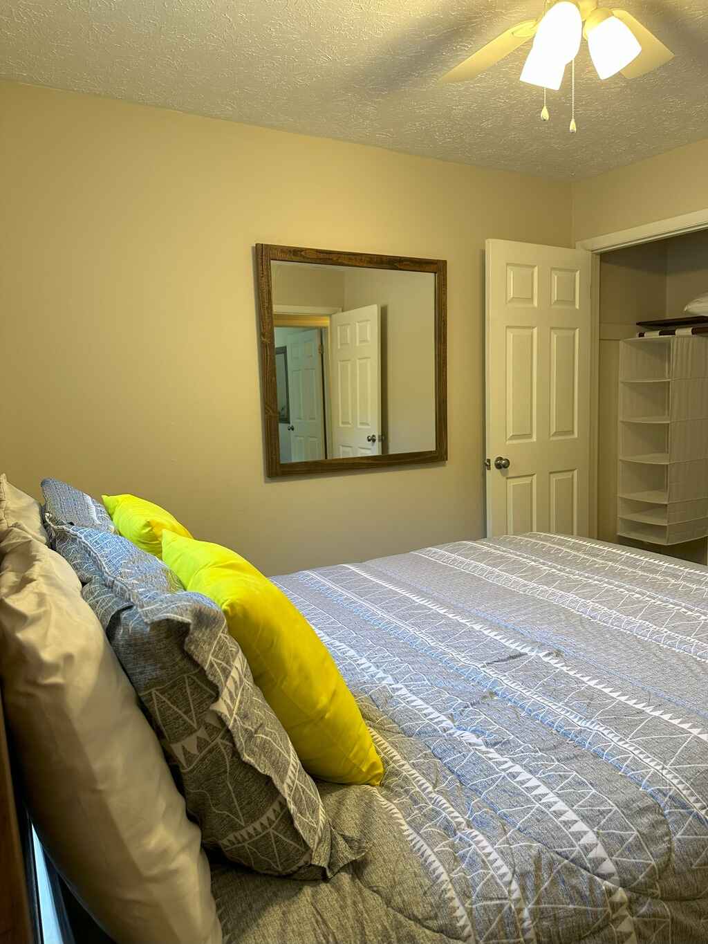 Third bedroom view